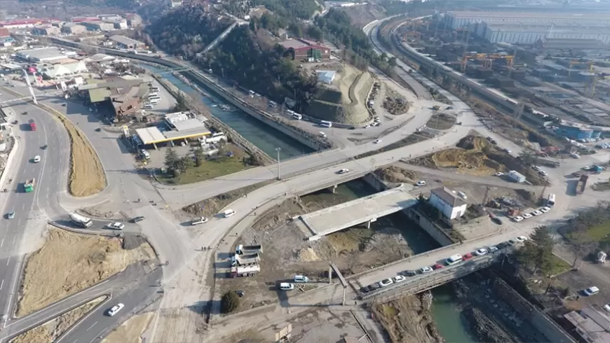 KARABÜK 'ÜN BÜKLÜM BÜKLÜM YOLLARI