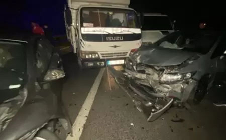 Kocaeli 'de Yola Dökülen Mazot Ortalığı Savaş Alanına Çevirdi