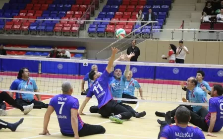 KARABÜK'TE OTURARAK VOLEYBOL SÜPER LİG HEYECANI BAŞLADI