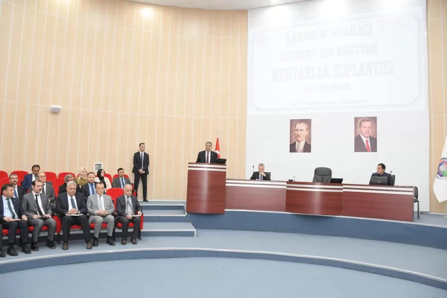 VALİ MUSTAFA YAVUZ, YEREL MUHTARLARLA TOPLANTI GERÇEKLEŞTİRDİ