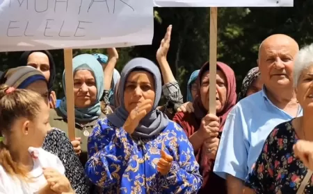 KARABÜK'ÜN YENİCE İLÇESİNDE KÖYLÜLERDEN İL GENEL MECLİS ÜYESİNE PROTESTO