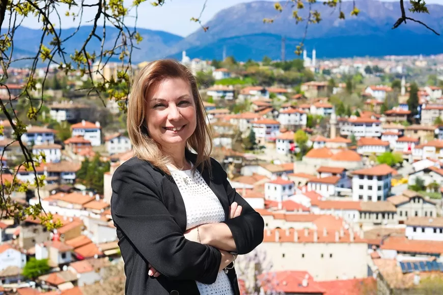 BAŞKAN ELİF KÖSE'DEN GAZETECİLER VE BASIN BAYRAMI MESAJI