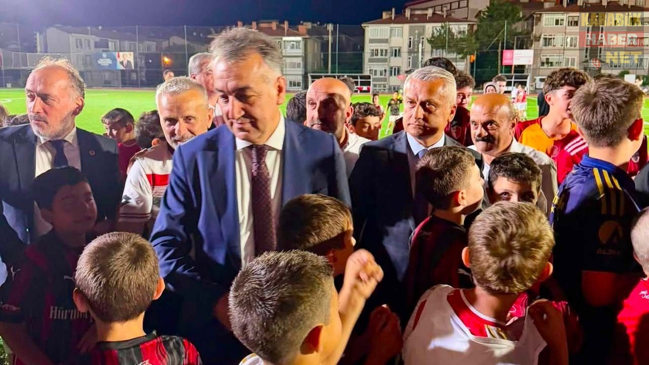 VALİ ÇAĞATAY YAZ SPOR OKULU AÇILIŞINDA ÇOCUKLARLA BULUŞTU