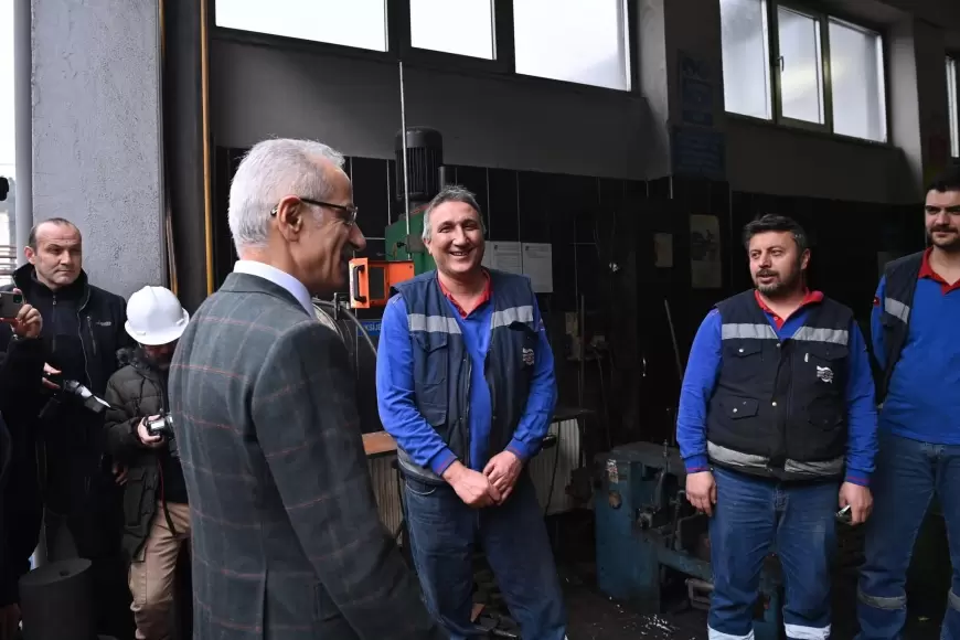 Ulaştırma ve Altyapı Bakanı Uraloğlu, KARDEMİR’de İncelemelerde Bulundu - 6