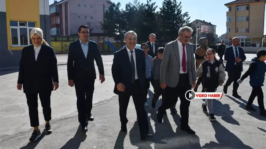 Karabük İl Millî Eğitim Müdürü Nevzat Akbaş, Eflani’de Okulları Ziyaret Etti