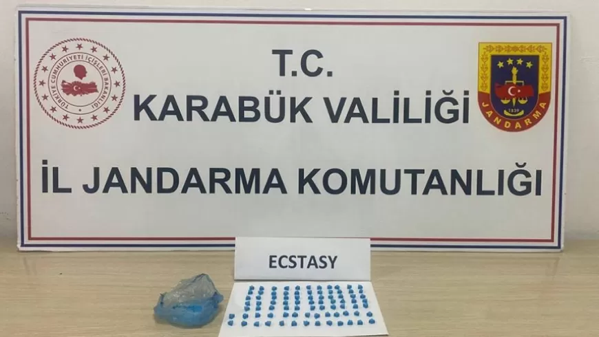 KARABÜK'TE JANDARMADAN UYUŞTURUCU OPERASYONU: 3 GÖZALTI