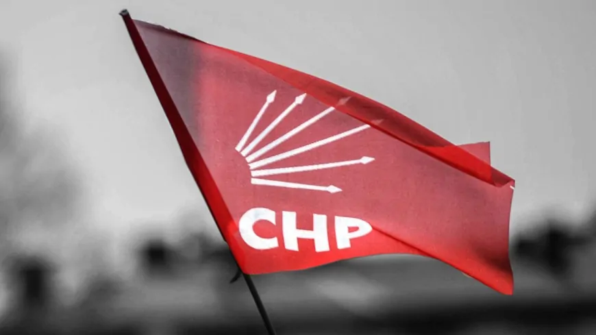 CHP KARABÜK'TE KADIN KOLLARI BAŞKANLARI GÖREVDEN ALINDI