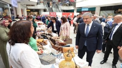 Karabük’te Aile Destek Merkezi (ADEM) kursiyerlerinin el emeği ürünlerinin yer