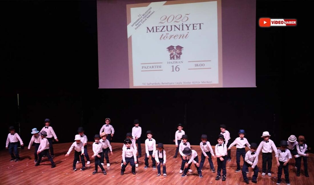 Safranbolu Belediyesi'ne bağlı gündüz bakımevinde mezuniyet heyecanı yaşandı. Minik öğrenciler