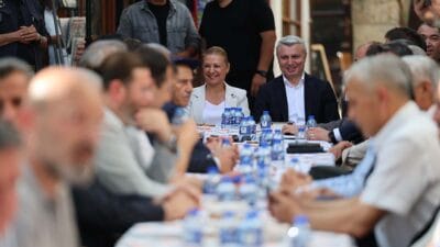 Safranbolu protokolü Kurban Bayramı dolayısıyla Tarihi Çarşı Asmaaltı’nda bir araya