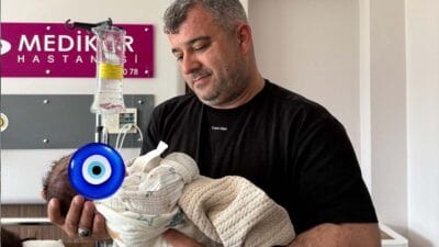 Yenice Belediye Başkanı Sertaş Karakaş, üçüncü çocuğu Yaman’ın doğumuyla yeniden