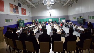 Safranbolu Gençlik İftarı programında yüzlerce genç bir araya geldi. Ramazan’ın