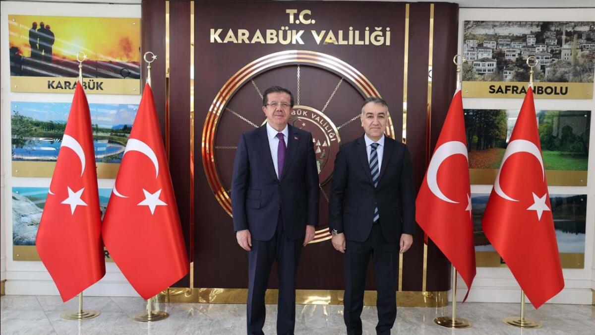 AK Parti Genel Başkan Yardımcısı Nihat Zeybekci, Karabük Valisi Oktay
