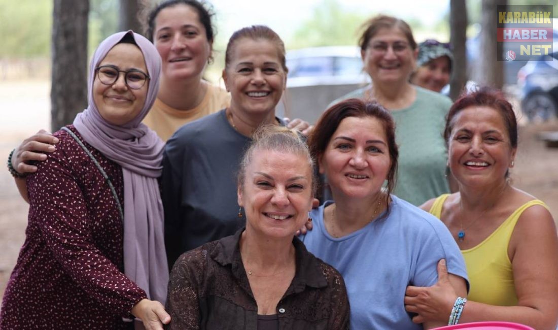 Safranbolu Belediyesi Kadın Danışma Merkezi tarafından düzenlenen yaz pikniğinde Çamtarla